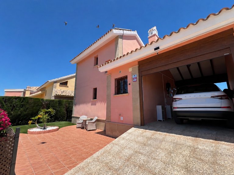 Villa for Sale in Algorfa, Alicante 11