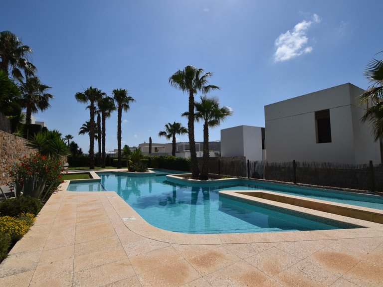 Apartment for Sale in Algorfa, Alicante 37