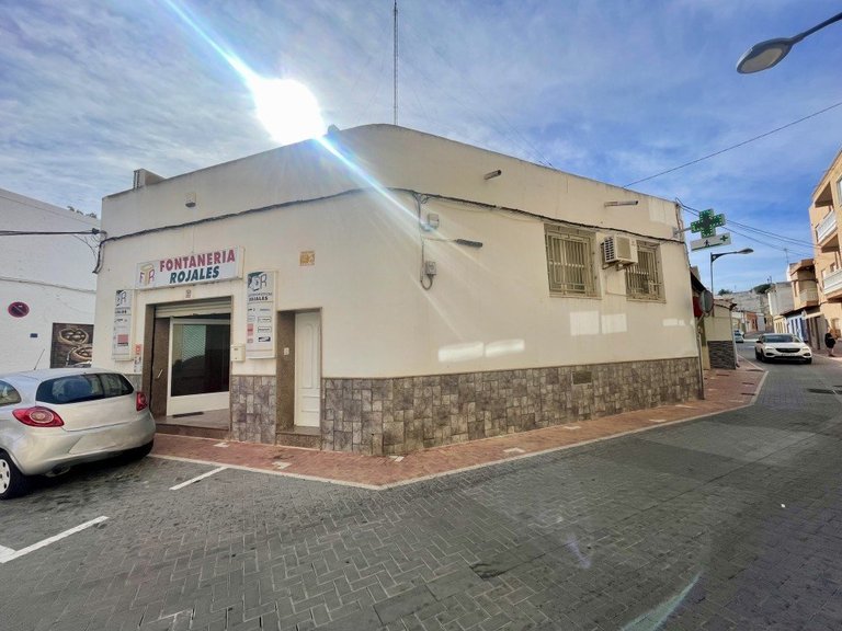 Commercial for Sale in Inland Rojales, Alicante 1