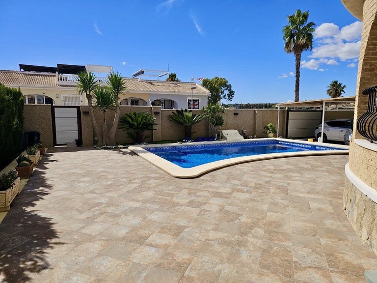 Villa for Sale in Costa Blanca Benijofar, Alicante 20