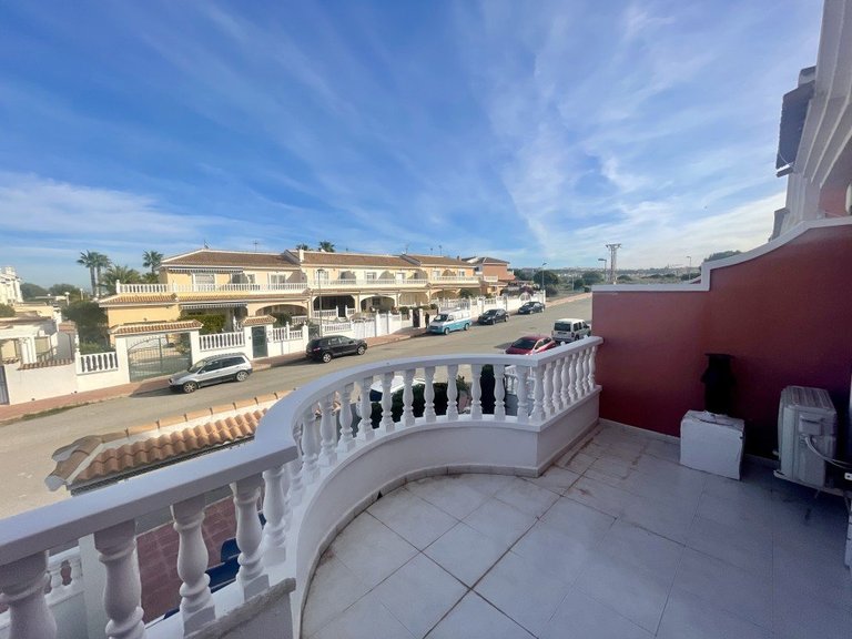 Villa for Sale in Benijofar, Alicante 2