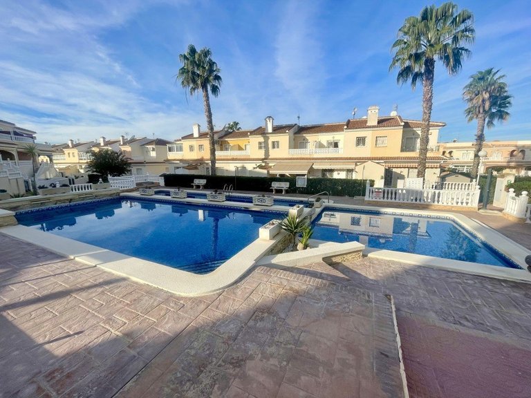 Villa for Sale in Benijofar, Alicante 9