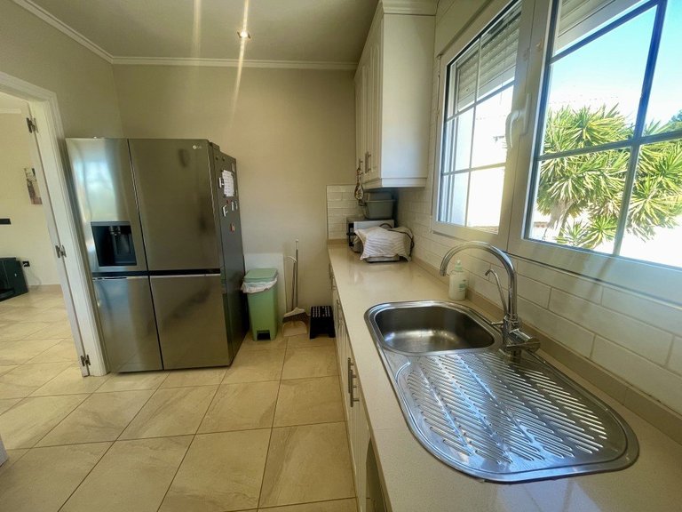 Villa for Sale in Inland Urb. La Marina, Alicante 13