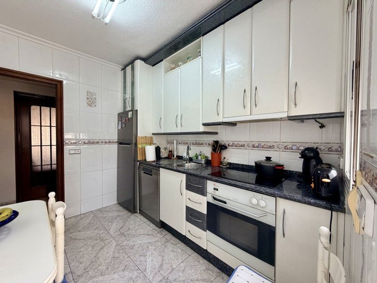 Apartment for Sale in Torrevieja, Alicante 8