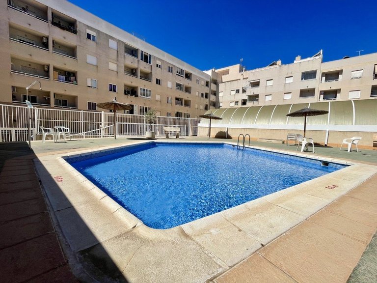 Penthouse for Sale in Torrevieja, Alicante 25