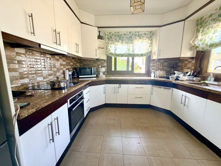 Villa for Sale in Costa Blanca Orihuela Costa, Alicante 20