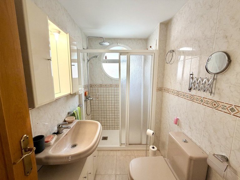 Apartment for Sale in Guardamar Del Segura, Alicante 9
