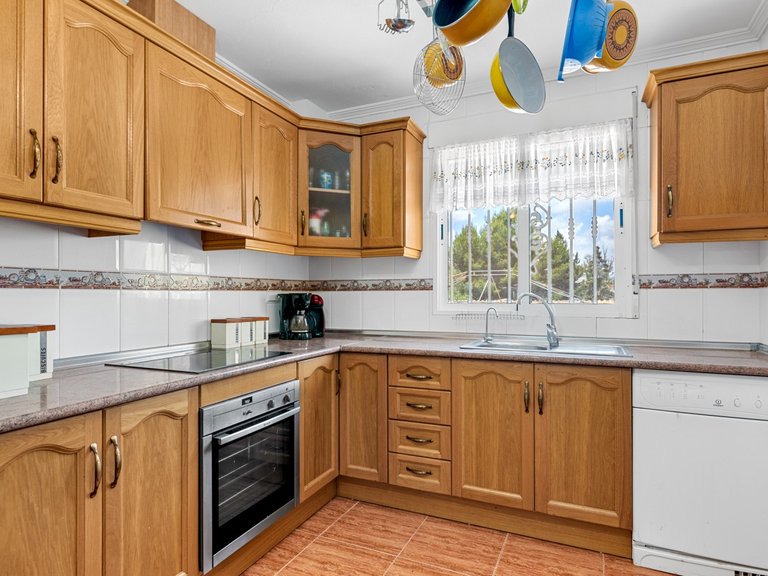 Villa for Sale in Jacarilla, Alicante 22