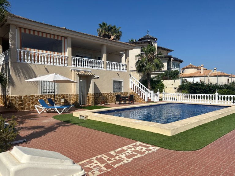 Villa for Sale in Inland Algorfa, Alicante 43