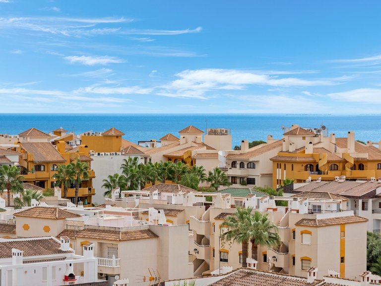 Apartment for Sale in Punta Prima, Alicante 5