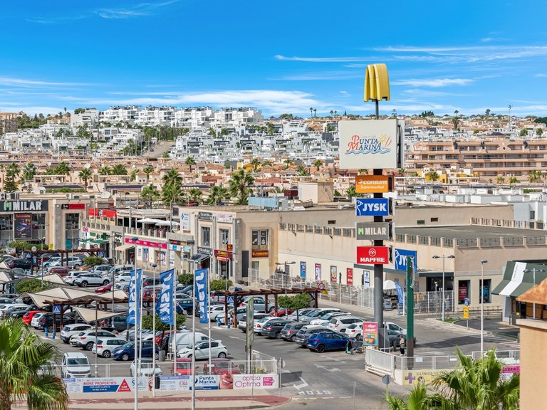 Apartment for Sale in Punta Prima, Alicante 17