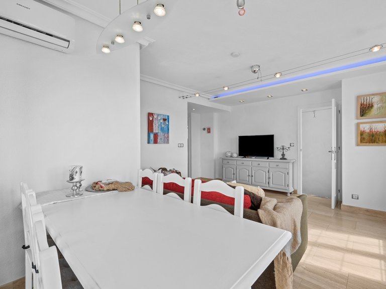 Apartment for Sale in Punta Prima, Alicante 11