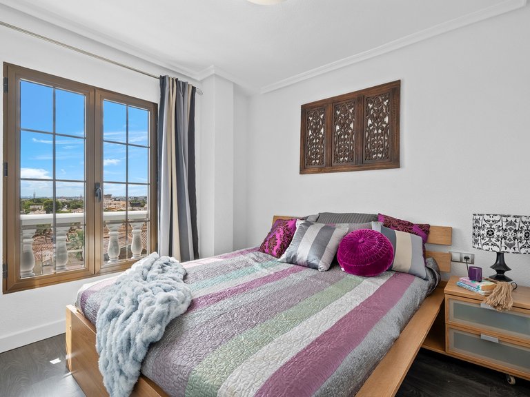 Apartment for Sale in Punta Prima, Alicante 25