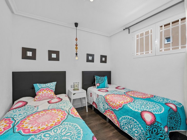 Apartment for Sale in Punta Prima, Alicante 22