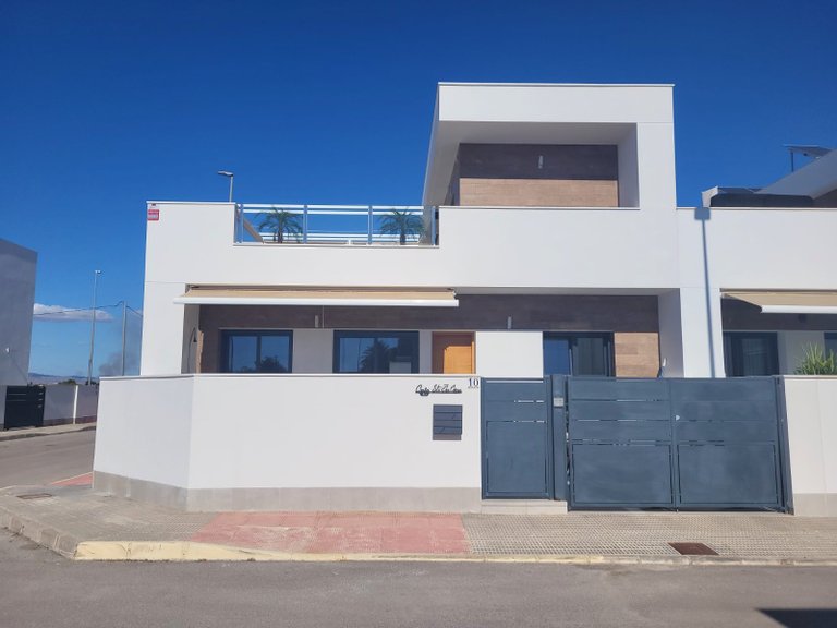 Town House for Sale in Costa Blanca Daya Vieja, Alicante 1
