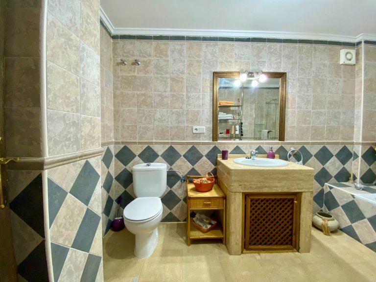 Villa for Sale in Inland Algorfa, Alicante 41
