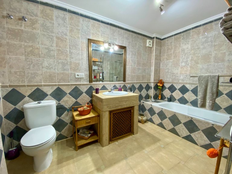 Villa for Sale in Inland Algorfa, Alicante 40