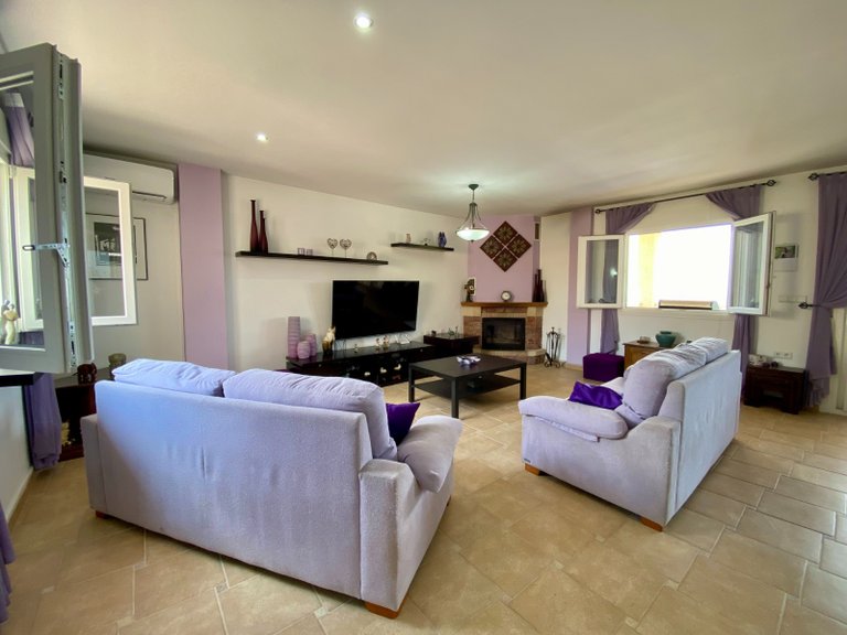 Villa for Sale in Inland Algorfa, Alicante 11