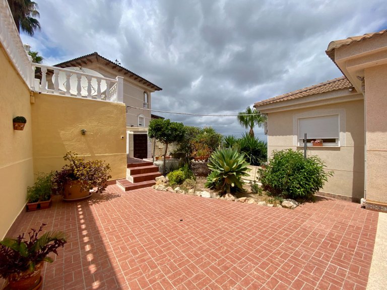 Villa for Sale in Algorfa, Alicante 68
