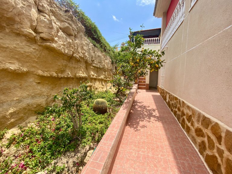 Villa for Sale in Algorfa, Alicante 75