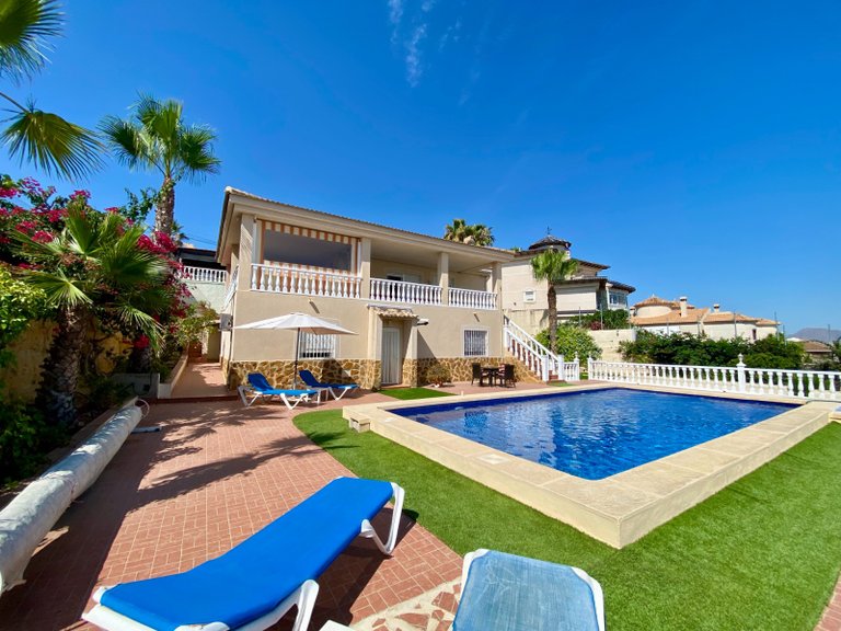 Villa for Sale in Algorfa, Alicante 88