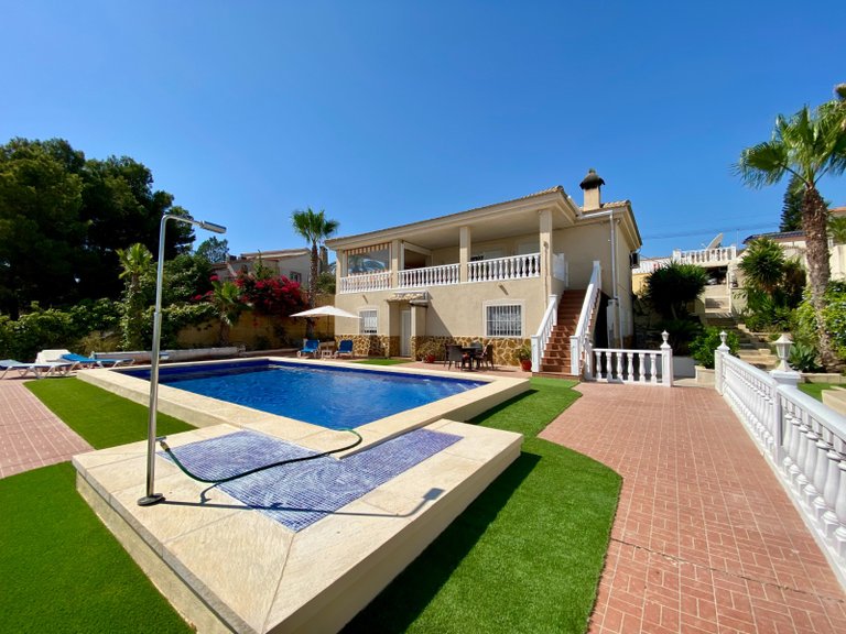 Villa for Sale in Algorfa, Alicante 84