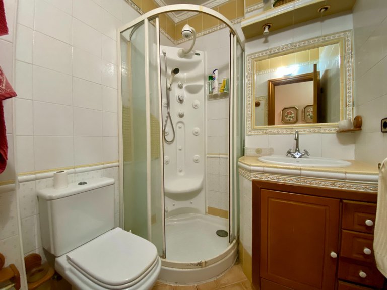 Apartment for Sale in Costa Blanca Torrevieja, Alicante 24