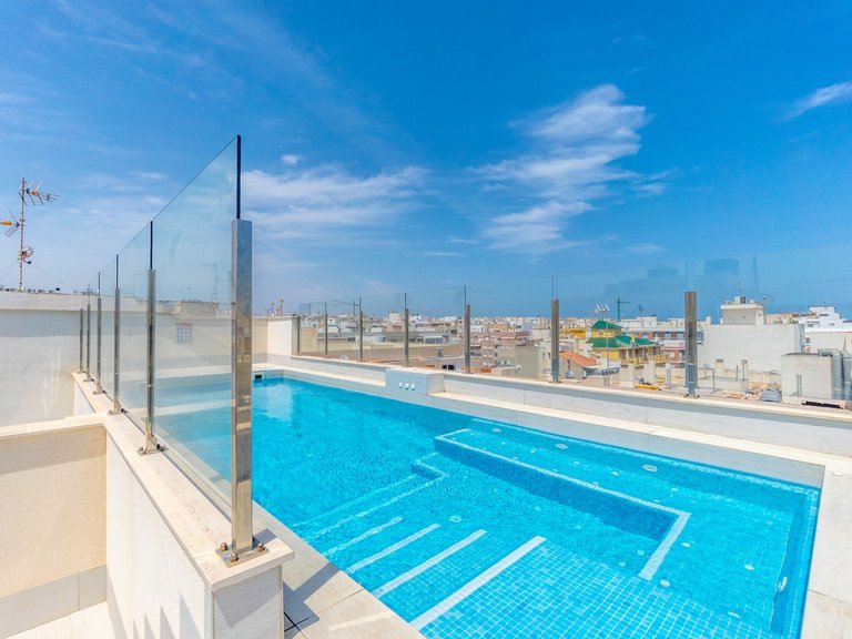 Apartment for Sale in Torrevieja, Alicante 25