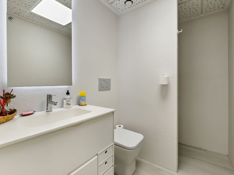 Apartment for Sale in Torrevieja, Alicante 14