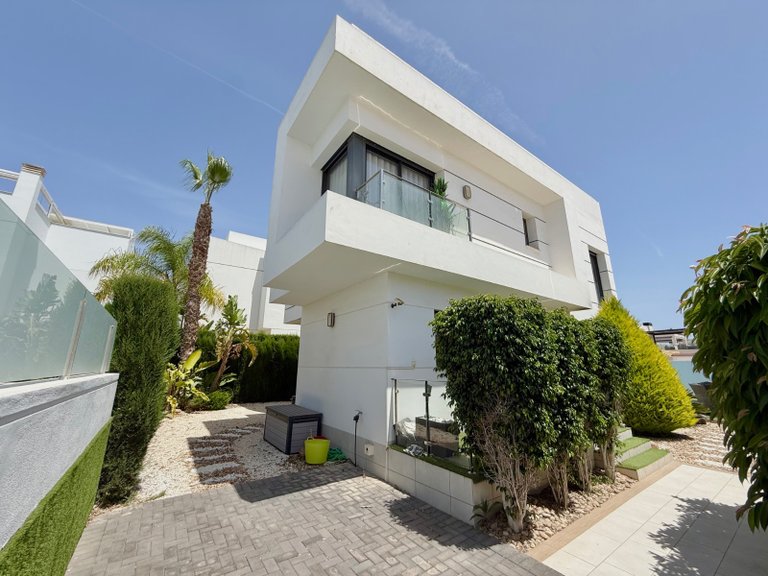Villa for Sale in Costa Blanca Ciudad Quesada, Alicante 4