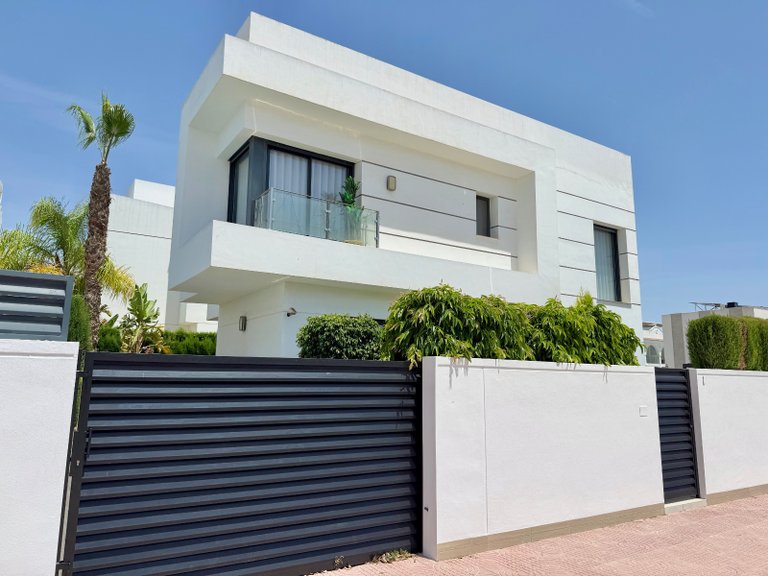 Villa for Sale in Costa Blanca Ciudad Quesada, Alicante 2