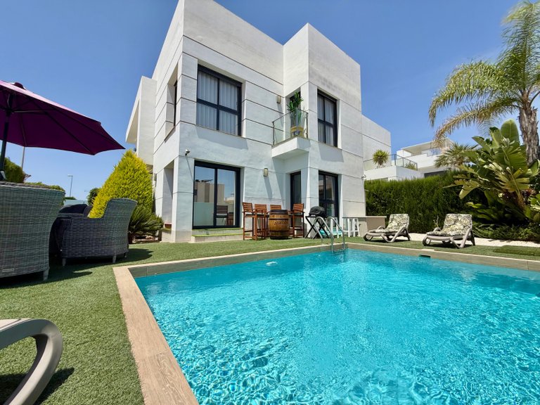 Villa for Sale in Costa Blanca Ciudad Quesada, Alicante 9