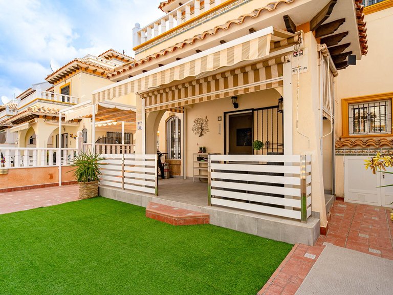 Town House for Sale in Orihuela Costa, Alicante 1