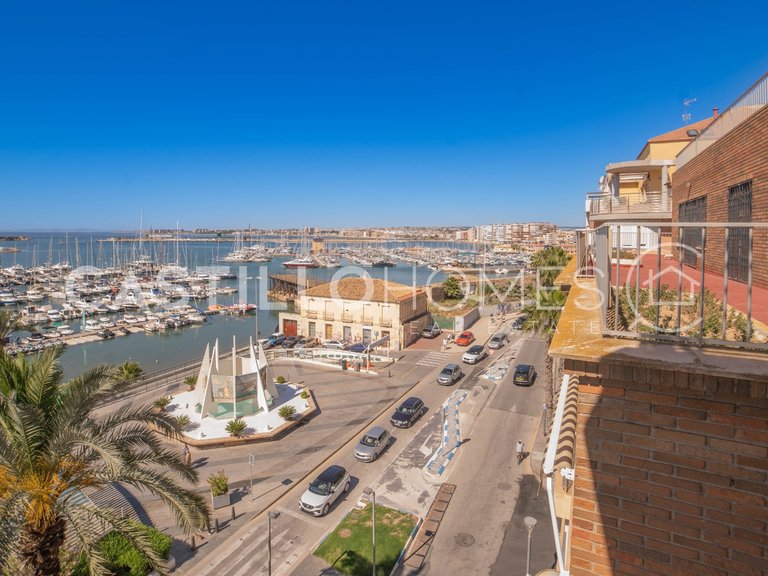 Penthouse for Sale in Torrevieja, Alicante 9