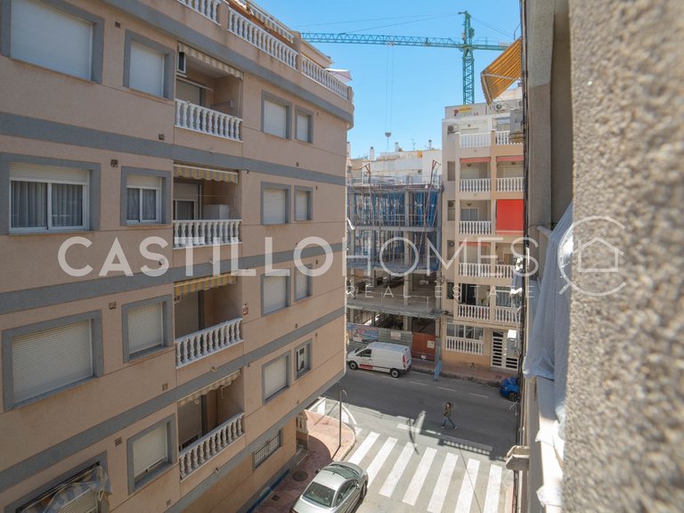 Apartment for Sale in Torrevieja, Alicante 14