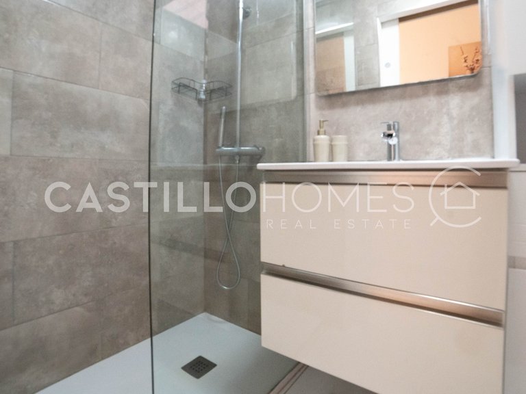 Apartment for Sale in Torrevieja, Alicante 3