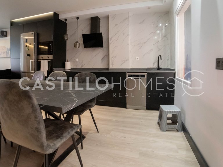 Apartment for Sale in Torrevieja, Alicante 28