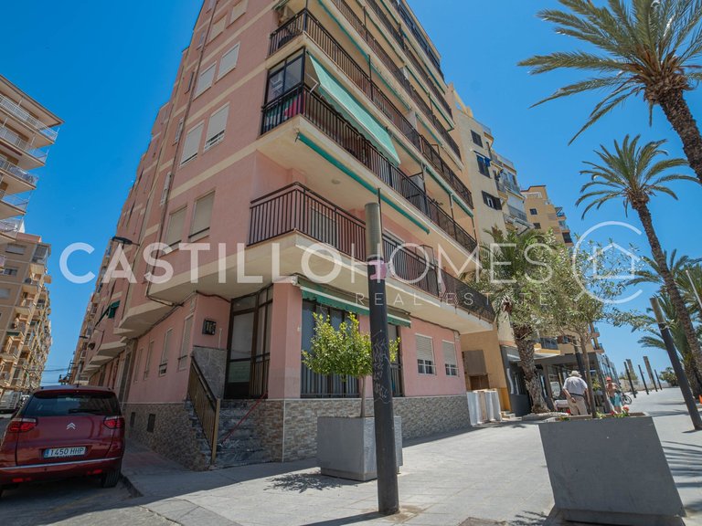 Apartment for Sale in Torrevieja, Alicante 40