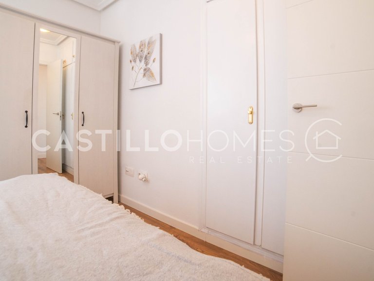 Apartment for Sale in Torrevieja, Alicante 11