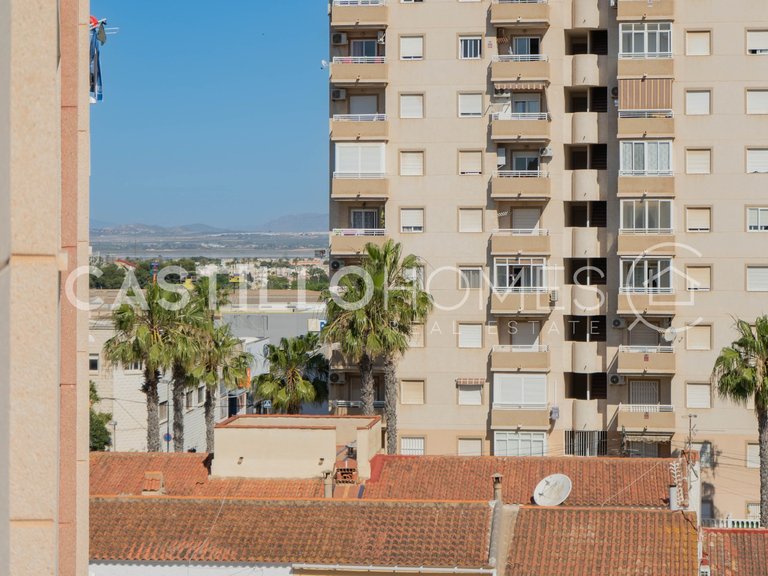 Apartment for Sale in Torrevieja, Alicante 37