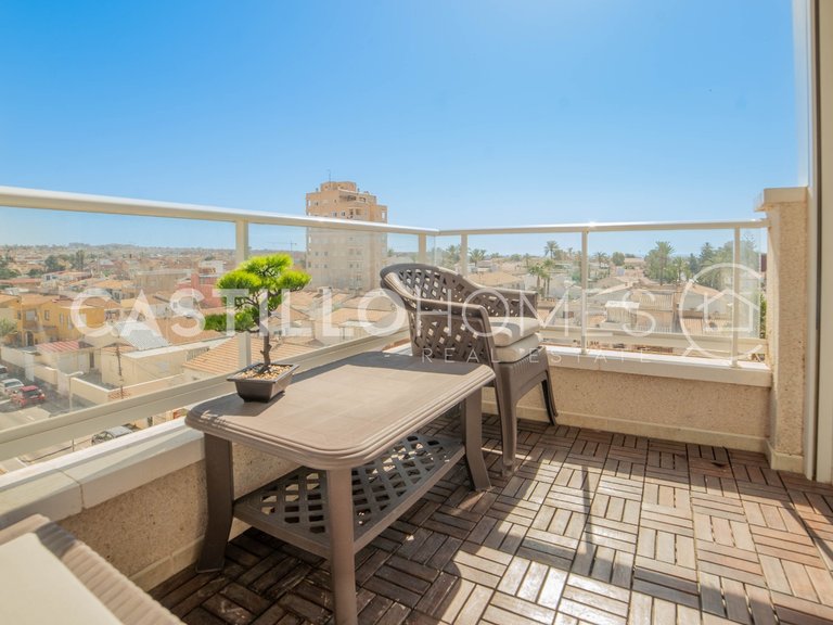 Apartment for Sale in Torrevieja, Alicante 1