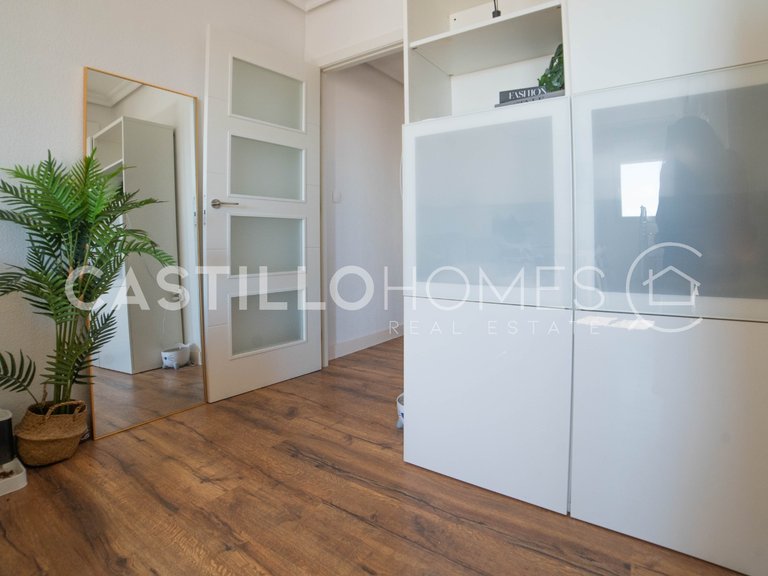 Apartment for Sale in Torrevieja, Alicante 39