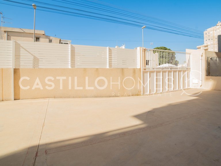 Apartment for Sale in Torrevieja, Alicante 44