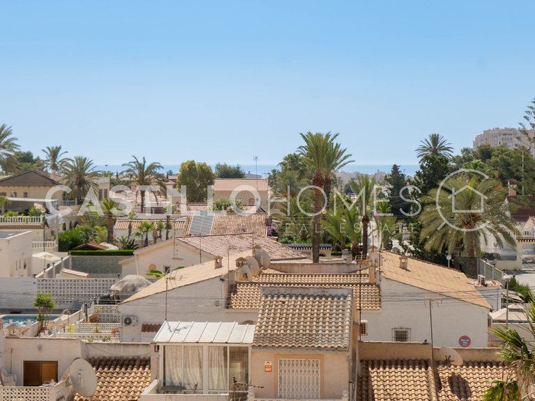 Apartment for Sale in Torrevieja, Alicante 35