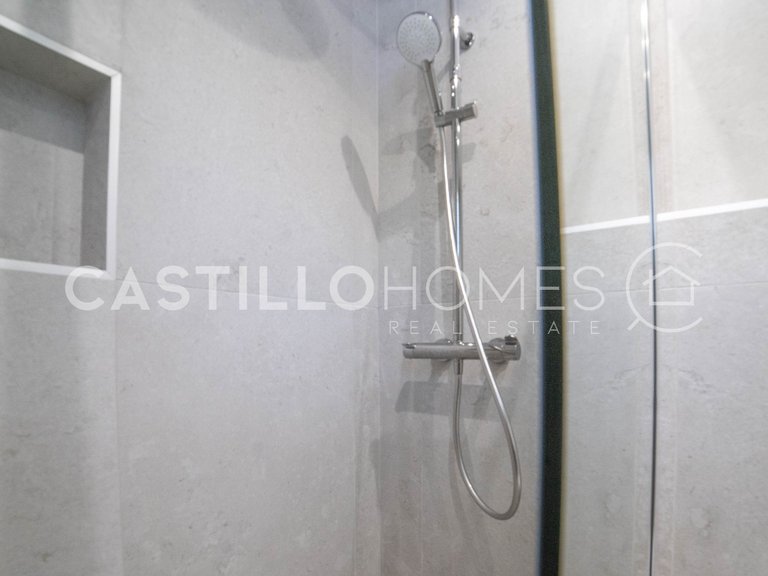 Villa for Sale in Torrevieja, Alicante 19