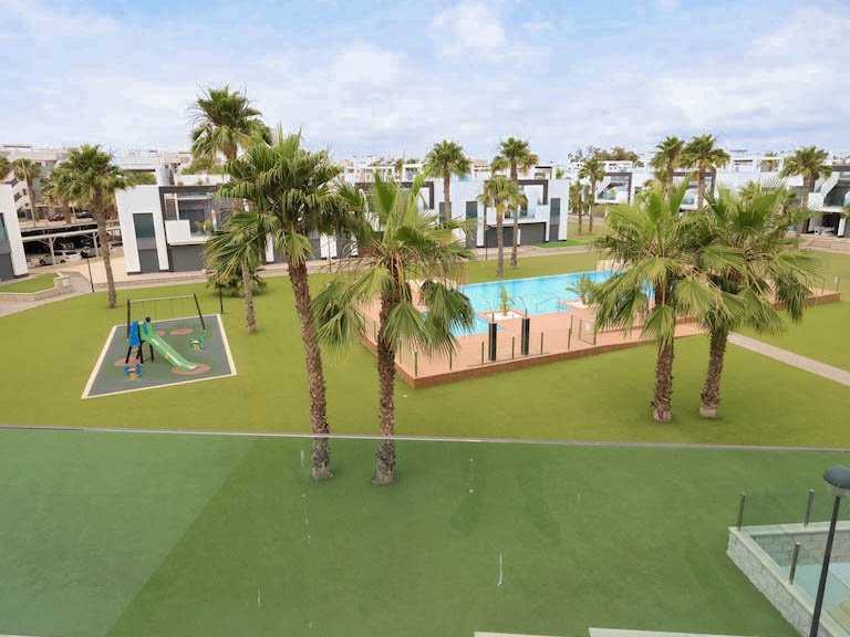 Villa for Sale in Guardamar Del Segura, Alicante 17