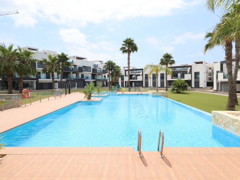 Villa for Sale in Guardamar Del Segura, Alicante 18