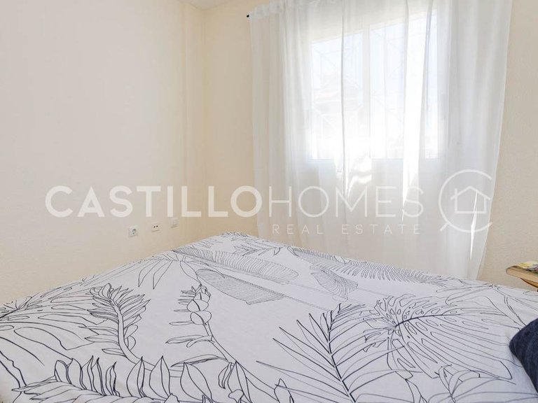 Villa for Sale in Torrevieja, Alicante 17