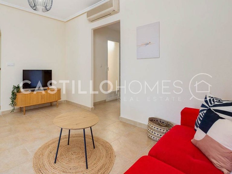 Villa for Sale in Torrevieja, Alicante 9