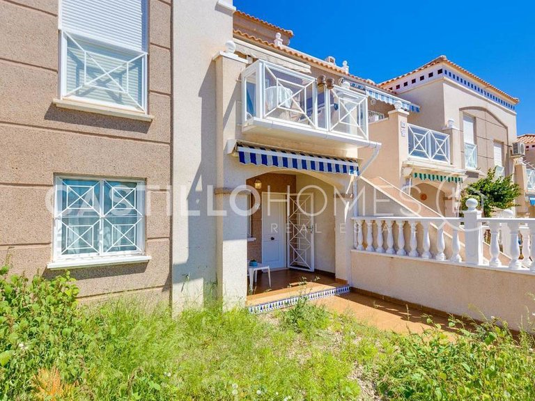 Villa for Sale in Torrevieja, Alicante 4
